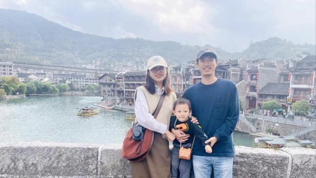 我海歸碩士，不堪職場內卷，裸辭30萬高薪當花店打工人，重獲新生-圖1